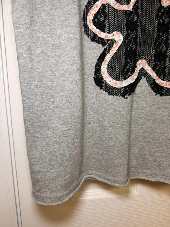 POL Lace Flower Patchwork Bohemian Top Gray Long Sleeve Medium Vintage Vibes - Picture 8 of 15